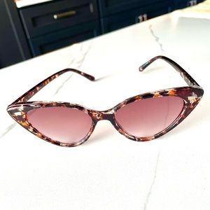 Anthropology Cat Eye Sunglasses New Gift Christmas Stocking Stuffer Winter